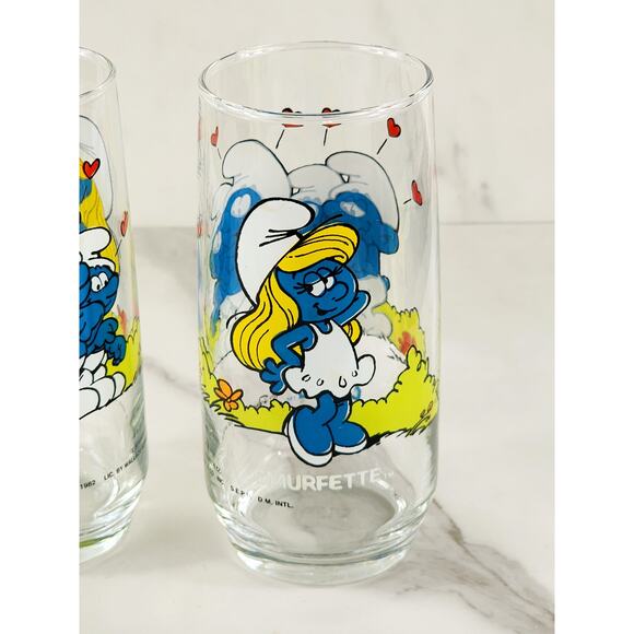 Smurf Smurfette Drinking Clear Glasses 14oz by Peyo 1982 6" x2 Vintage - Picture 3 of 15
